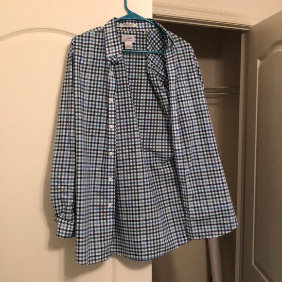 LL Bean wrinkle free button down - Picture 2 of 3